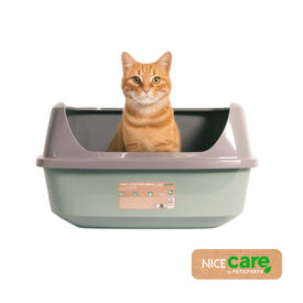 Arenero Romeo Eco Salvia de Mundotito con bandeja sanitaria verde, diseño ecológico y resistente para gatos.
