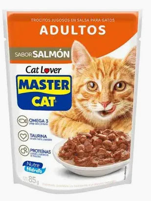 Trocitos jugosos de salmón para gatos de la marca Mundotito en envase de 85 gramos.